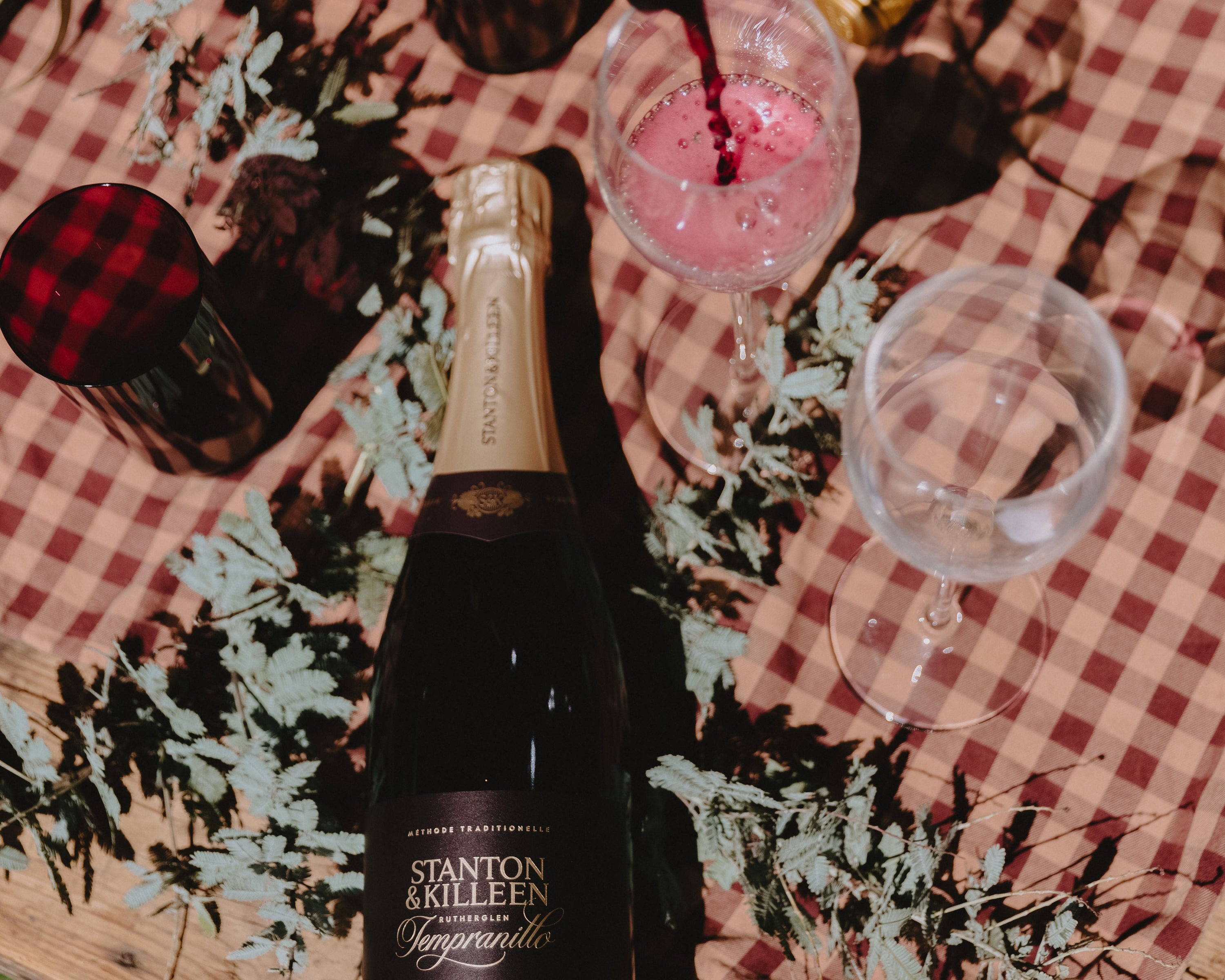 Why Our 2023 Sparkling Tempranillo Belongs at Christmas